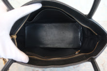 Load image into Gallery viewer, CHANEL Medallion Tote Caviar skin Black/Gold hadware Tote bag 800080025