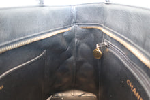 Load image into Gallery viewer, CHANEL Medallion Tote Caviar skin Black/Gold hadware Tote bag 800080025