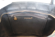 Load image into Gallery viewer, CHANEL Medallion Tote Caviar skin Black/Gold hadware Tote bag 800080025