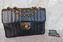 画像をギャラリービューアに読み込む, CHANEL/シャネル マドモアゼルチェーンショルダーバッグ ラムスキン ブラック/ゴールド金具 ショルダーバッグ 700100244
