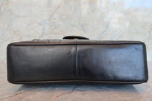 画像をギャラリービューアに読み込む, CHANEL/シャネル マドモアゼルチェーンショルダーバッグ ラムスキン ブラック/ゴールド金具 ショルダーバッグ 700100244