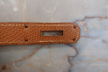 Load image into Gallery viewer, HERMES KELLY 28 Graine Couchevel leather Natural Hand bag 700050287