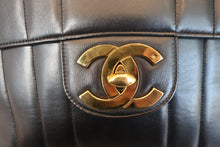 画像をギャラリービューアに読み込む, CHANEL/シャネル マドモアゼルチェーンショルダーバッグ ラムスキン ブラック/ゴールド金具 ショルダーバッグ 700100244