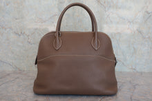 Load image into Gallery viewer, HERMES/BOLIDE 31 Clemence leather Etoupe gray A Engraving Shoulder bag 800070083