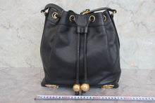 将图片加载到图库查看器,CHANEL/香奈儿 三C 链条包 荔枝皮 Black/Gold hadware(黑色/金色金属) 肩背包 800040029