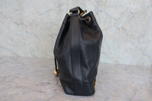 将图片加载到图库查看器,CHANEL/香奈儿 三C 链条包 荔枝皮 Black/Gold hadware(黑色/金色金属) 肩背包 800040029