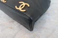 将图片加载到图库查看器,CHANEL/香奈儿 三C 链条包 荔枝皮 Black/Gold hadware(黑色/金色金属) 肩背包 800040029