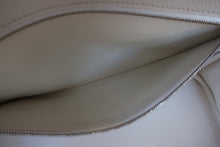 Load image into Gallery viewer, HERMES BIRKIN 35 Epsom leather White □K Engraving Hand bag 700070126