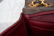 画像をギャラリービューアに読み込む, CHANEL/シャネル マドモアゼルチェーンショルダーバッグ ラムスキン ブラック/ゴールド金具 ショルダーバッグ 700100244