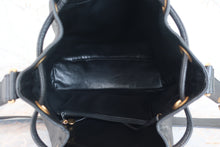 将图片加载到图库查看器,CHANEL/香奈儿 三C 链条包 荔枝皮 Black/Gold hadware(黑色/金色金属) 肩背包 800040029