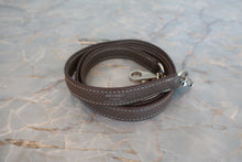 Load image into Gallery viewer, HERMES/BOLIDE 31 Clemence leather Etoupe gray A Engraving Shoulder bag 800070083