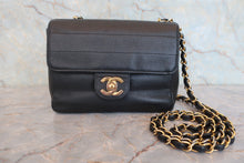 Load image into Gallery viewer, CHANEL Border Stitch chain shoulder bag Caviar skin Black/Gold hadware Shoulder bag 800080132