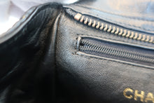將圖片載入圖庫檢視器 CHANEL/シャネル ココマークフリンジチェーンショルダーバッグ ラムスキン ブラック/ゴールド金具 ショルダーバッグ 700090244