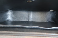 画像をギャラリービューアに読み込む, CHANEL/シャネル マドモアゼルハンドバッグ キャビアスキン ブラック/ゴールド金具 ハンドバッグ 800030016