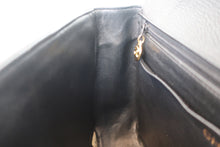 画像をギャラリービューアに読み込む, CHANEL/シャネル マドモアゼルハンドバッグ キャビアスキン ブラック/ゴールド金具 ハンドバッグ 800030016