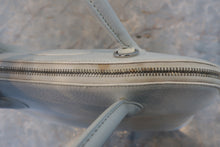 Load image into Gallery viewer, HERMES BOLIDE 35 Toile H/Clemence leather Beige/White □E Engraving Shoulder bag 700120112