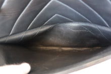 Load image into Gallery viewer, CHANEL  V-Stitch chain shoulder bag Lambskin Black/Gold hadware Shoulder bag 700090234