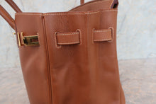 將圖片載入圖庫檢視器 HERMES/エルメス オータクロア32 クシュベル ゴールド ○V刻印 ハンドバッグ 700060045