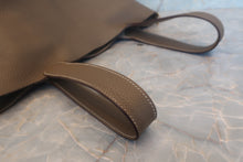 Load image into Gallery viewer, HERMES PICOTIN LOCK MM Clemence leather Etoupe gray Z Engraving Hand bag 700120148