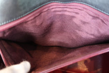 Load image into Gallery viewer, CHANEL  V-Stitch chain shoulder bag Lambskin Black/Gold hadware Shoulder bag 700090234