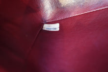 Load image into Gallery viewer, CHANEL  V-Stitch chain shoulder bag Lambskin Black/Gold hadware Shoulder bag 700090234