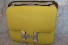 Load image into Gallery viewer, HERMES CONSTANCE MINI Epsom leather Lime A Engraving Shoulder bag 600040204