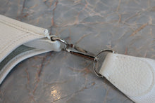 Load image into Gallery viewer, HERMES EVELYNE 2PM Clemence leather  white  □I Engraving Shoulder bag 700080150