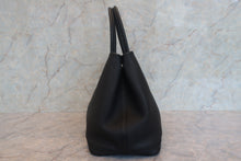 Load image into Gallery viewer, HERMES GARDEN PARTY PM Negonda leather Black □O Engraving Tote bag 700120130