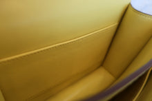 Load image into Gallery viewer, HERMES CONSTANCE MINI Epsom leather Lime A Engraving Shoulder bag 600040204
