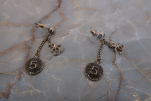 將圖片載入圖庫檢視器 CHANEL/シャネル ぶら下がりピアス 金メッキ ゴールド ピアス 500100071