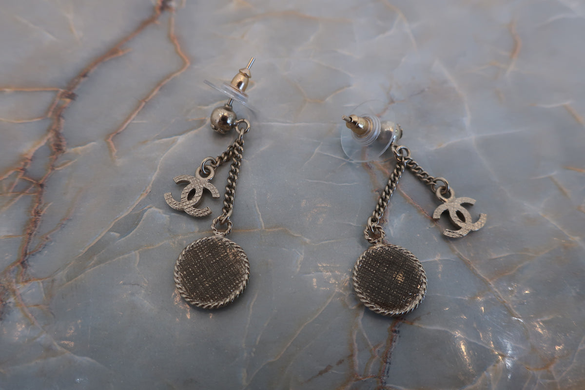 CHANEL/シャネル ぶら下がりピアス 金メッキ ゴールド ピアス