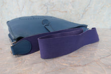 Load image into Gallery viewer, HERMES  EVELYNE1 GM Clemence leather Blue □J Engraving Shoulder bag 700020124