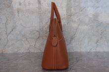 画像をギャラリービューアに読み込む, HERMES/エルメス ボリード31 クシュベル ゴールド 〇Z刻印 ショルダーバッグ 700110024