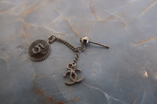 將圖片載入圖庫檢視器 CHANEL/シャネル ぶら下がりピアス 金メッキ ゴールド ピアス 500100071