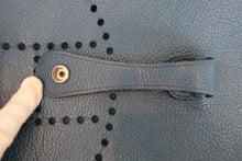 Load image into Gallery viewer, HERMES  EVELYNE1 GM Clemence leather Blue □J Engraving Shoulder bag 700020124
