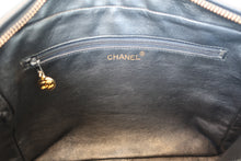 將圖片載入圖庫檢視器 CHANEL/シャネル マトラッセフリンジチェーンショルダーバッグ ラムスキン ブラック/ゴールド金具 ショルダーバッグ 700090246