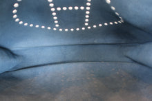 Load image into Gallery viewer, HERMES  EVELYNE1 GM Clemence leather Blue □J Engraving Shoulder bag 700020124