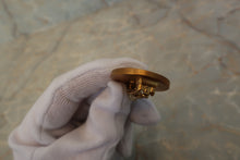 將圖片載入圖庫檢視器 CHANEL/シャネル ココマークラウンドイヤリング 金メッキ ゴールド イヤリング 500100126