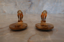 將圖片載入圖庫檢視器 CHANEL/シャネル ココマークラウンドイヤリング 金メッキ ゴールド イヤリング 500100126