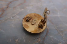 將圖片載入圖庫檢視器 CHANEL/シャネル ココマークラウンドイヤリング 金メッキ ゴールド イヤリング 500100126