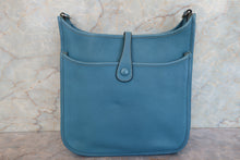 將圖片載入圖庫檢視器 HERMES/エルメス エブリン3PM トリヨンクレマンス ブルージーン □M刻印 ショルダーバッグ 700050228