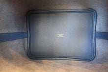 画像をギャラリービューアに読み込む, HERMES/エルメス ピコタンロックPMトレサージュ ヴォーエプソン ブルーブライトン/カプシーヌ/ブルーサフィール C刻印 ハンドバッグ 700120149