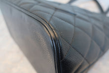 画像をギャラリービューアに読み込む, CHANEL/シャネル 復刻トート キャビアスキン ブラック/ゴールド金具 トートバッグ 800010106