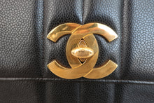 画像をギャラリービューアに読み込む, CHANEL/シャネル マドモアゼルチェーンショルダーバッグ キャビアスキン ブラック/ゴールド金具 ショルダーバッグ 800070120