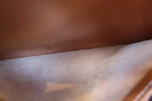 Load image into Gallery viewer, HERMES BIRKIN 25 Epsom leather Cognac □J Engraving Hand bag 700050278