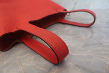 将图片加载到图库查看器,HERMES PICOTIN LOCK PM Clemence leather Vermillon A刻印 Hand bag 700120158