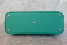 Load image into Gallery viewer, HERMES/BOLIDE 27 Epsom leather Vert vertigo Z Engraving Shoulder bag 700120127