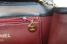 画像をギャラリービューアに読み込む, CHANEL/シャネル マトラッセプッシュロックチェーンショルダーバッグ ラムスキン ブラック/ゴールド金具 ショルダーバッグ 800070009