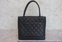 画像をギャラリービューアに読み込む, CHANEL/シャネル 復刻トート キャビアスキン ブラック/シルバー金具 トートバッグ 800070069