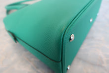 Load image into Gallery viewer, HERMES/BOLIDE 27 Epsom leather Vert vertigo Z Engraving Shoulder bag 700120127